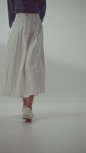 Denim Seamed Skirt-White