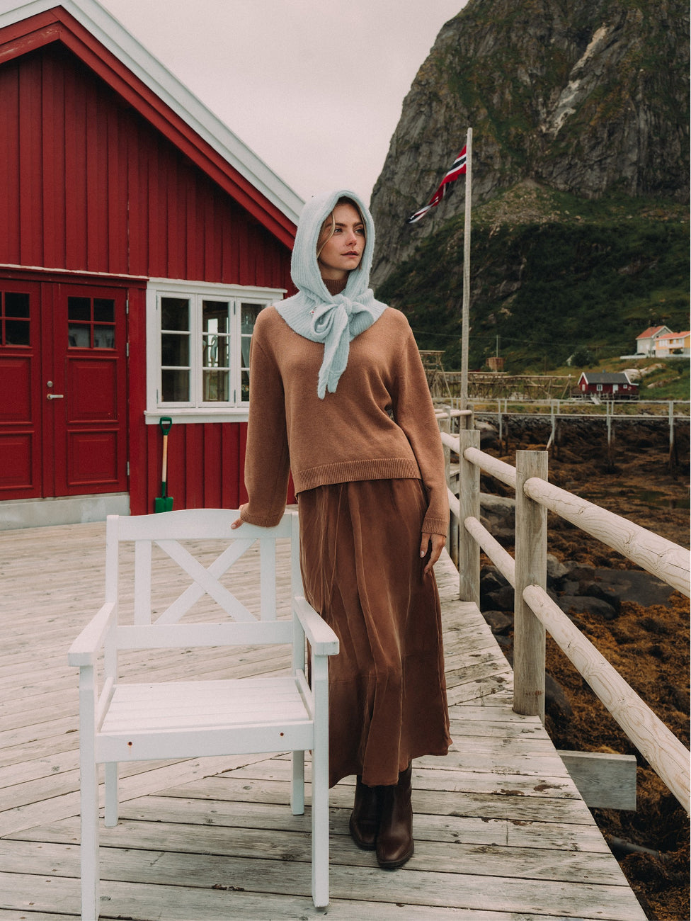 Shirt Back Sweater - Brown/Light Blue Stripe