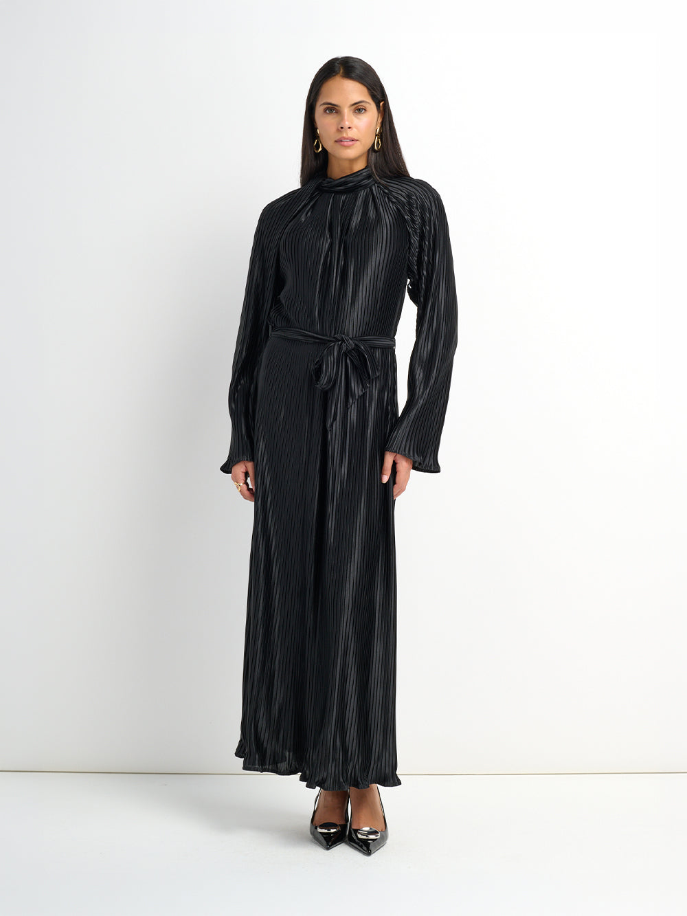 Accordian Pleat Maxi Shift Dress - Black