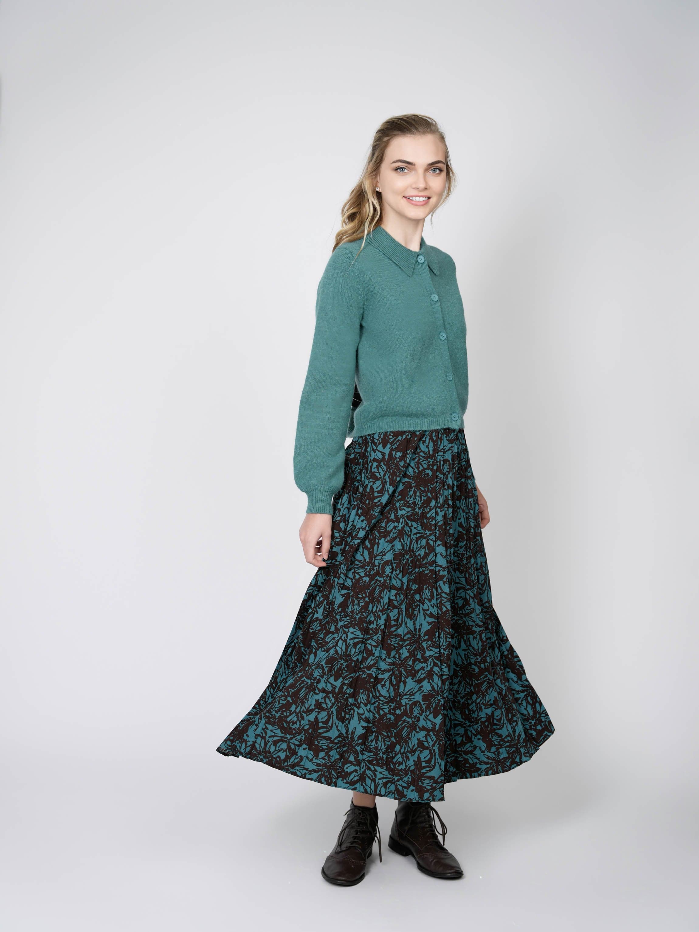 PRINTED PLEATED SKIRT-TEAL LEAF