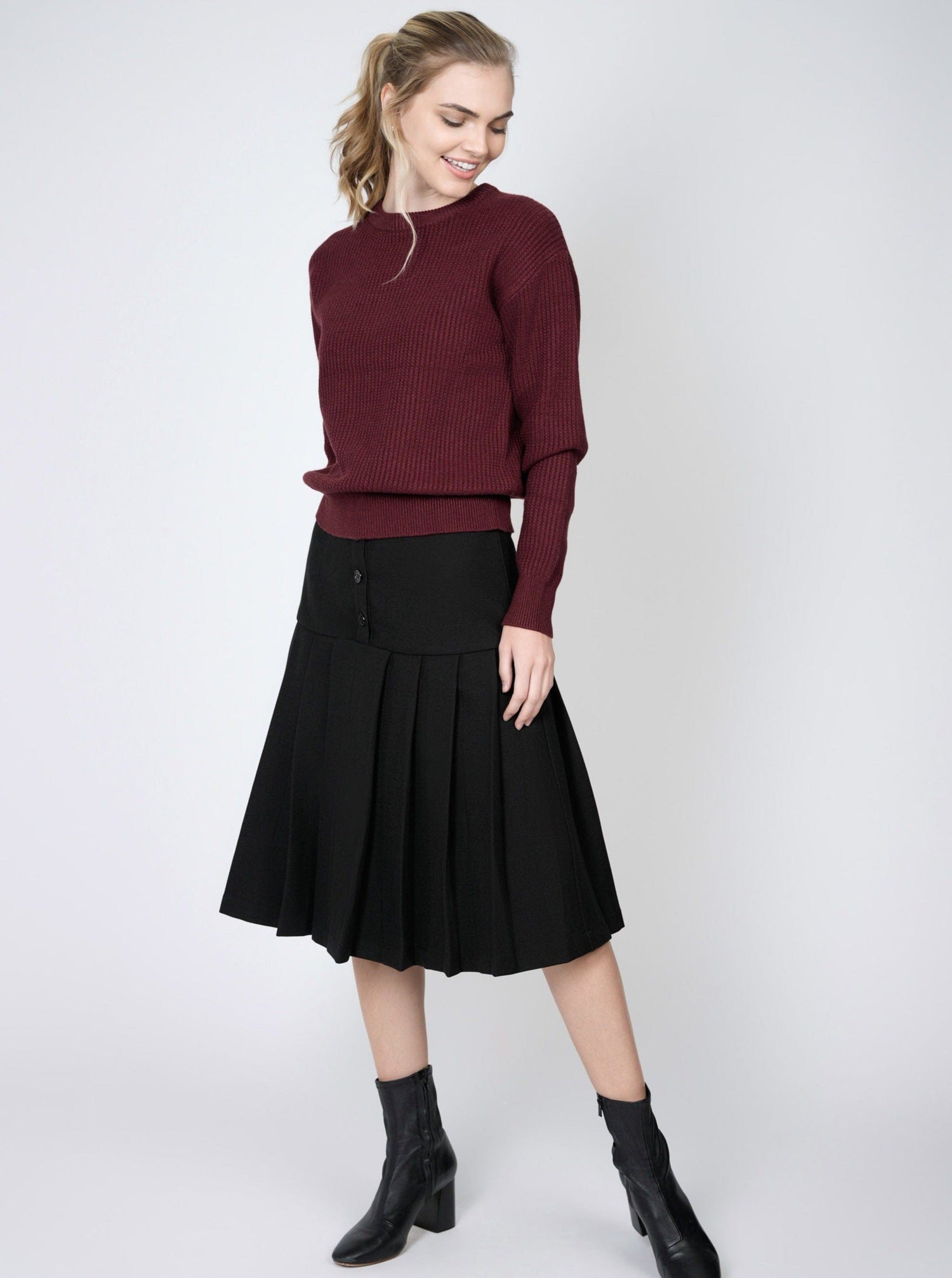 SOLID WAFFLE KNIT TOP-BURGUNDY