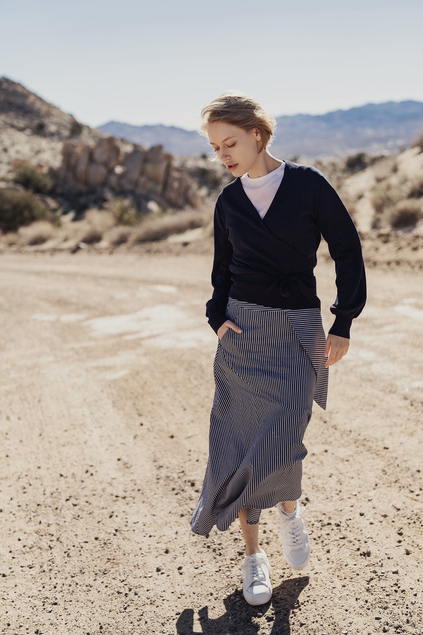 SIDE OVERLAY SKIRT-BLUE WHITE