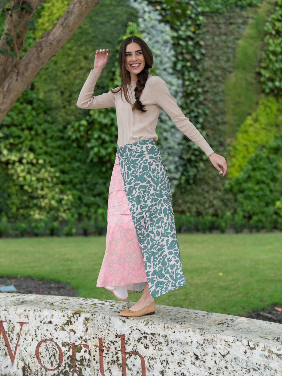 TWO TONE PRINTED SKIRT-PINK/GREEN