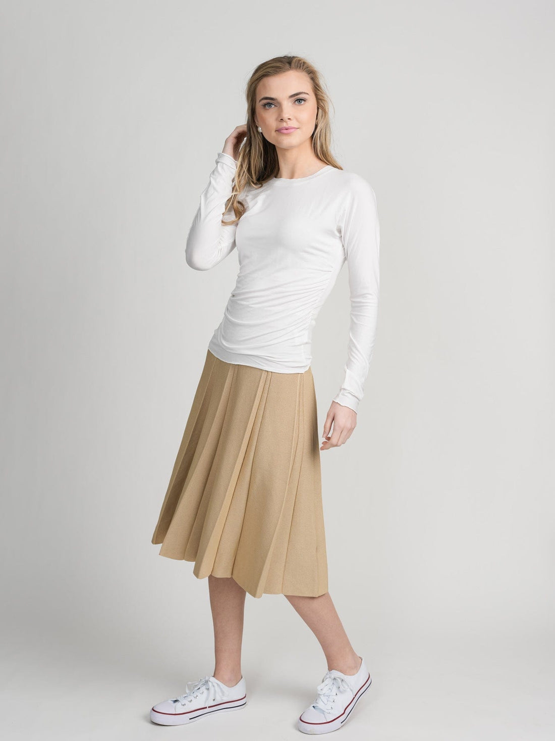 KNIT PLEATED SKIRT (27&quot;)-TAN