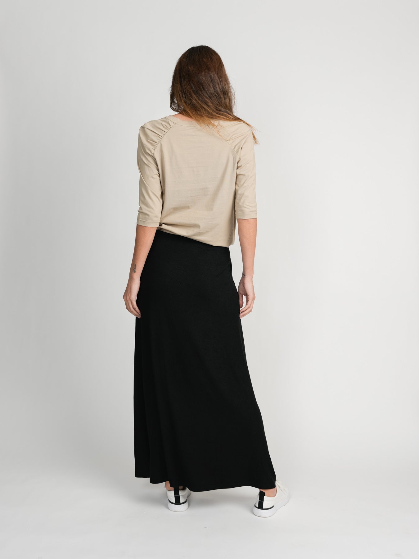 RIBBED A-LINE MAXI SKIRT - BLACK