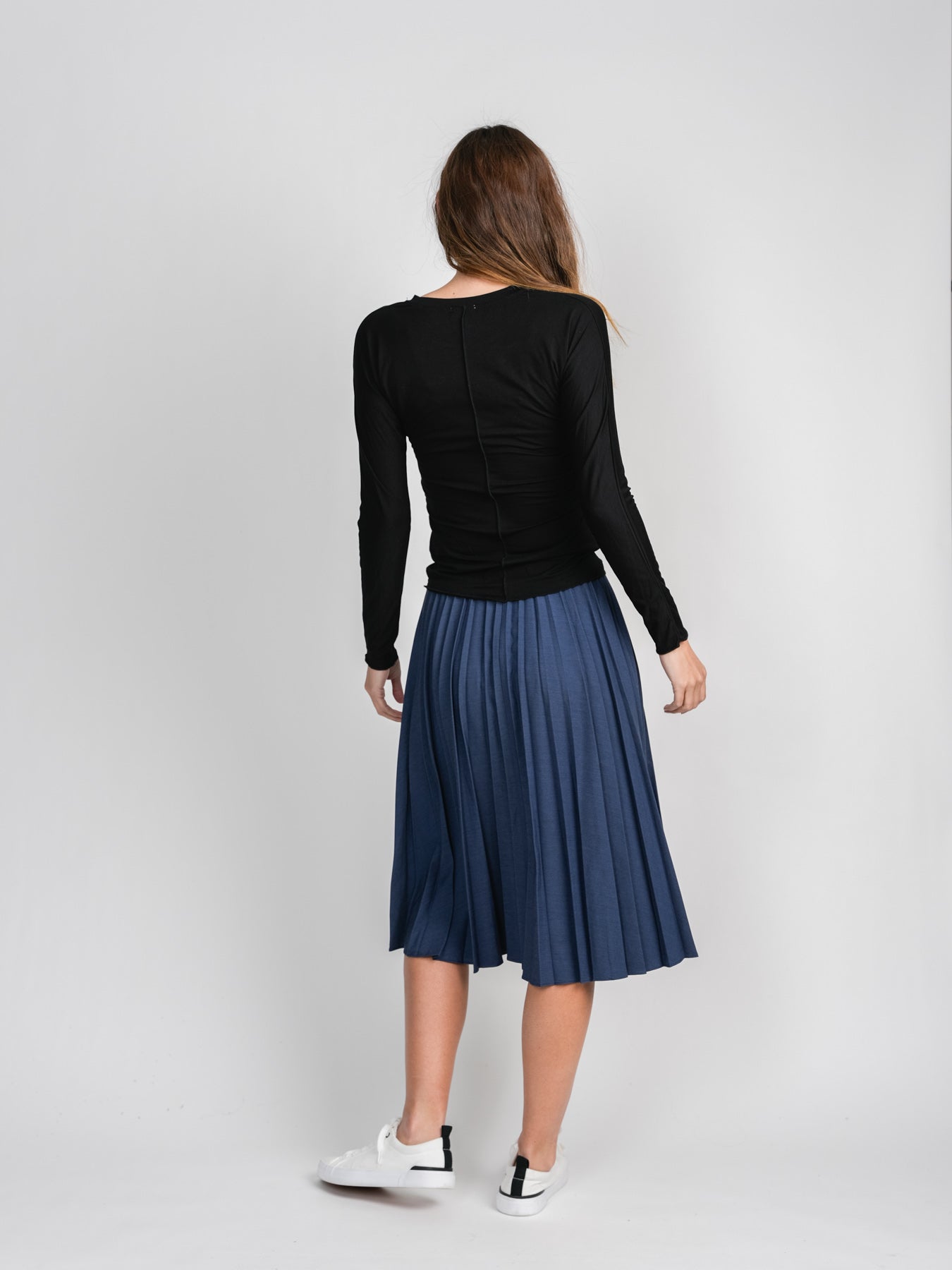 PLEATED SKIRT 27&quot; - DARK DENIM