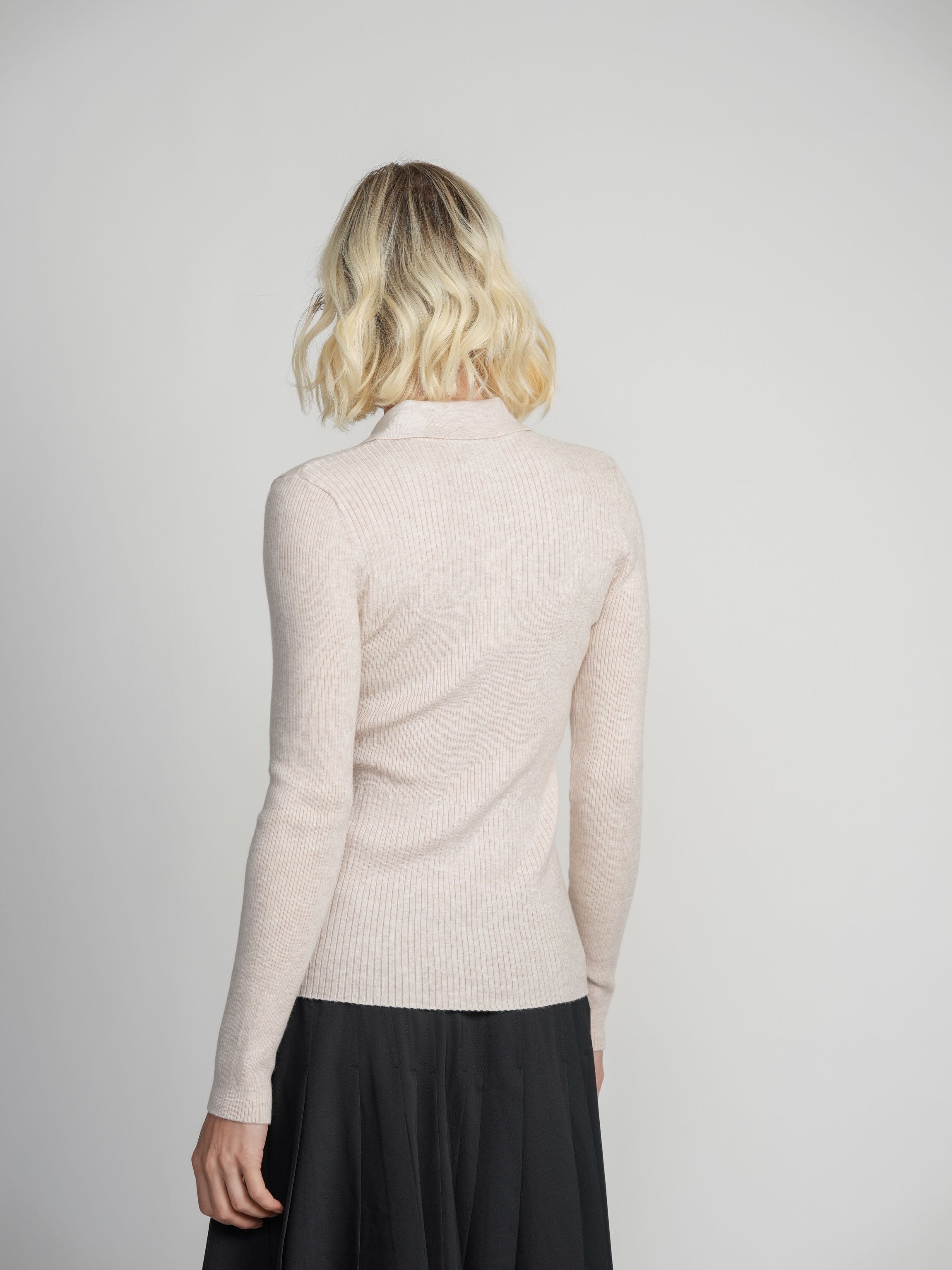 HENLEY SWEATER-CREAM