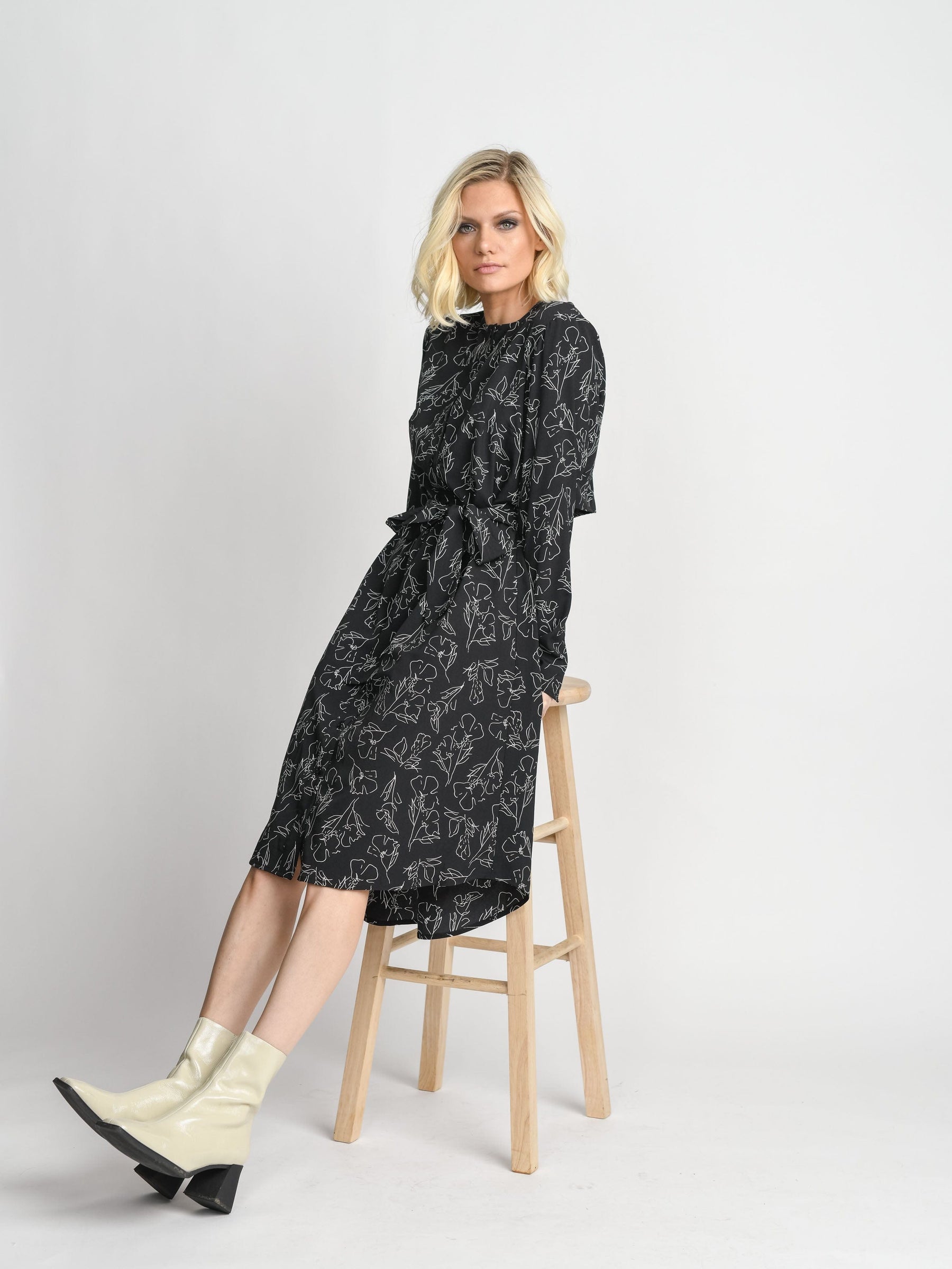 SHORT TRENCH DRESS