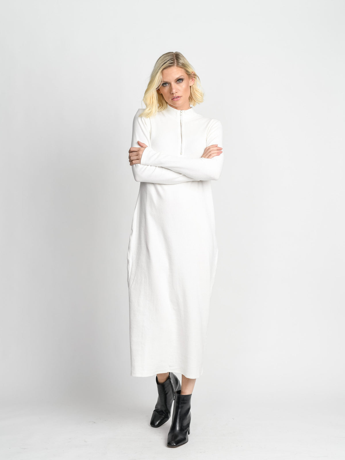 RIBBED ZIPPER DRESS-WHITE