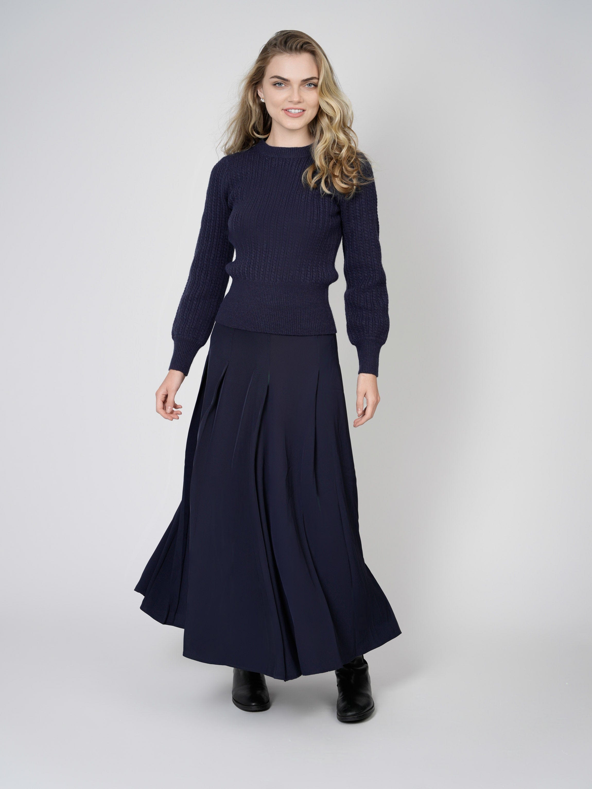 STITCHED DOWN PLEATED SKIRT-(LONG)-NAVY